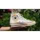Renkli Çiçek Desenli Özel Nakışlı Beyaz Sneaker Renkli Çiçek Desenli Özel Nakışlı Beyaz Sneaker