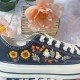 Renkli Çiçek Desenli Özel Nakışlı Siyah Sneaker