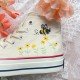 Renkli Çiçek Desenli Özel Nakışlı Beyaz Sneaker Renkli Çiçek Desenli Özel Nakışlı Beyaz Sneaker