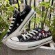 Renkli Çiçek Desenli Özel Nakışlı Siyah Sneaker Renkli Çiçek Desenli Özel Nakışlı Siyah Sneaker
