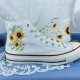 Renkli Çiçek Desenli Özel Nakışlı Beyaz Sneaker Renkli Çiçek Desenli Özel Nakışlı Beyaz Sneaker