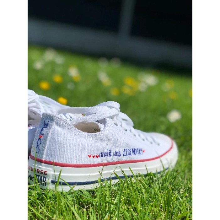 İsim Yazılı Özel Nakışlı Beyaz Sneaker İsim Yazılı Özel Nakışlı Beyaz Sneaker