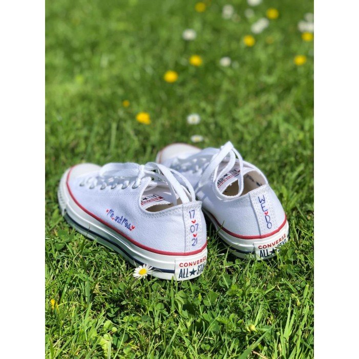 İsim Yazılı Özel Nakışlı Beyaz Sneaker İsim Yazılı Özel Nakışlı Beyaz Sneaker