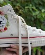 Kırmızı ve Sarı Çiçek Desenli Özel Nakışlı Beyaz Sneaker