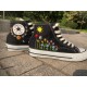 Renkli Çiçek Desenli Özel Nakışlı Siyah Sneaker Renkli Çiçek Desenli Özel Nakışlı Siyah Sneaker